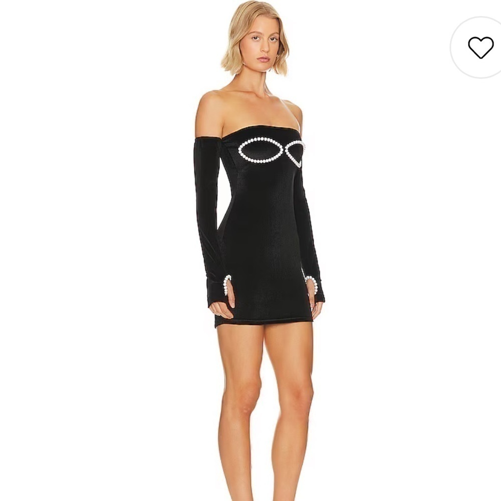 NWT AMOR MIA Claudia Velvet Dress in Black - Picture 2 of 10